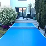 Familienparadis Pool Garten Grill Parkplatz Fitness Tischtennis